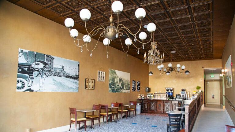 토노파 (NV) Belvada Hotel 3성급 숙소 레스토랑