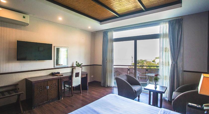 Immagine di Deluxe Doppia Vista Mare Parziale (Deluxe Double with Sea View (Partial)) 3