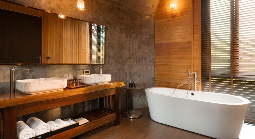 รูปของดีลักซ์ วิลลา เตียงใหญ่ พร้อมทางเข้าสระว่ายน้ำ (Deluxe Villa with Double Bed and Pool Access) 4