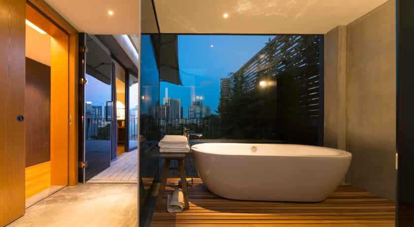 Zhuhai Bei Shan Ju – Zhuhai, IA