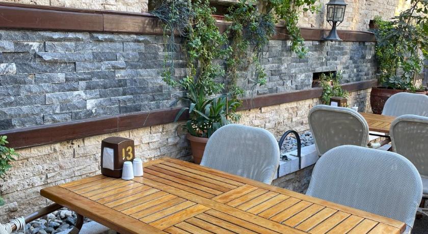 Giritligil Hotel - image 2