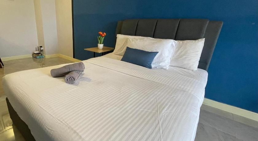 Image of Couple Room 1