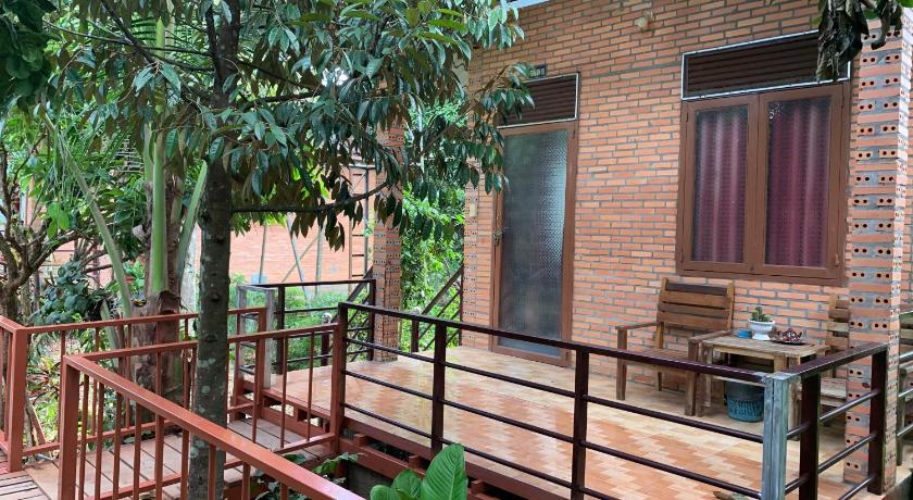 Image of Quadruple Room with Garden View 12