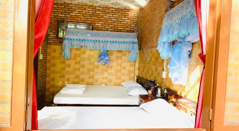 Image of Quadruple Room with Mountain View 0