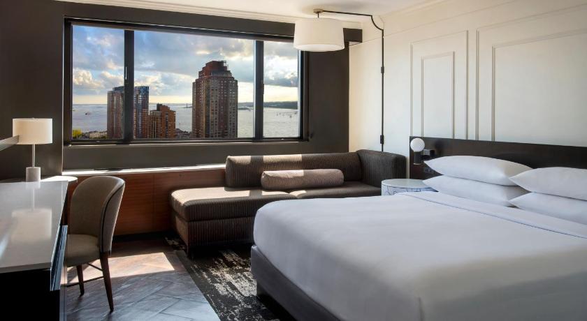 Image of Harbor View, Deluxe Guest room, 1 King 1