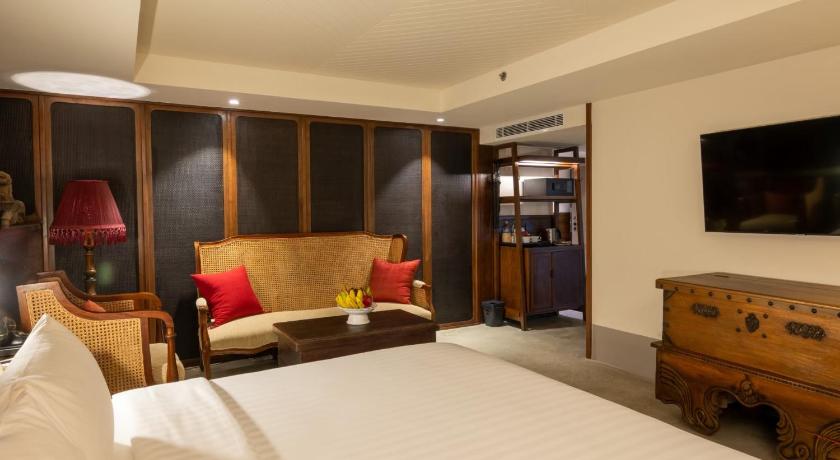 Bild von: Suite mit Kingsize-Bett und Balkon (King Suite with Balcony) 7