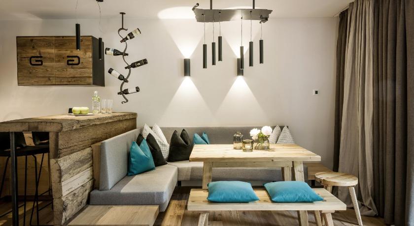 Image of One-Bedroom Suite 3