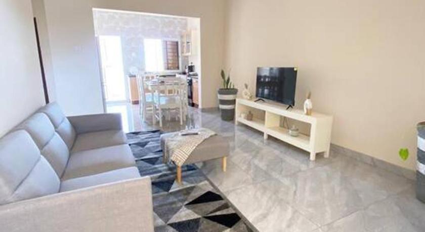 KMR Apartment - Sira