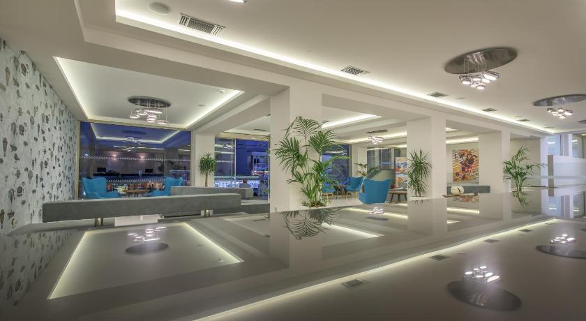 Azure Resort & Spa photo