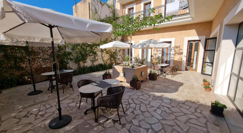 Petit Hotel Sant Miquel - image 12