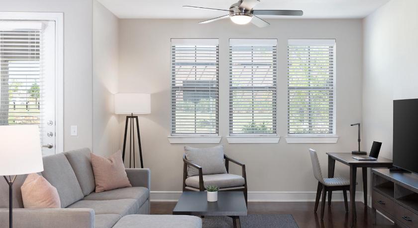 댈러스 (TX) AVE Las Colinas - Short Stay Furnished Apartment 4성급 숙소 객실
