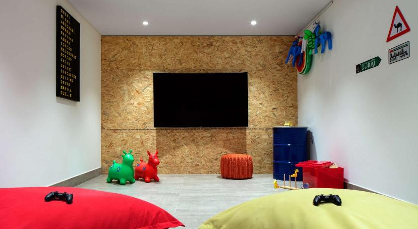 Rove Trade Centre - image 3