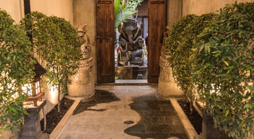 Bali The Ganesha Homestay 3-Star Hotel restaurant