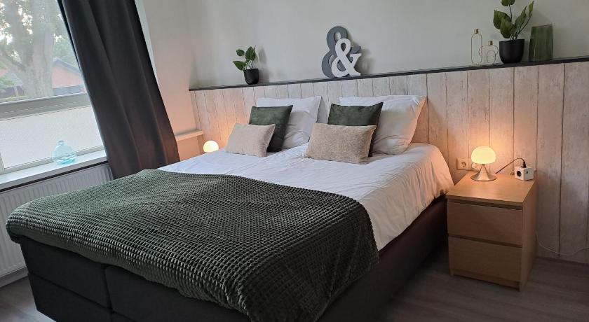 アーネム B&B de Wilhelminaschool 3つ星 ホテル ロビー