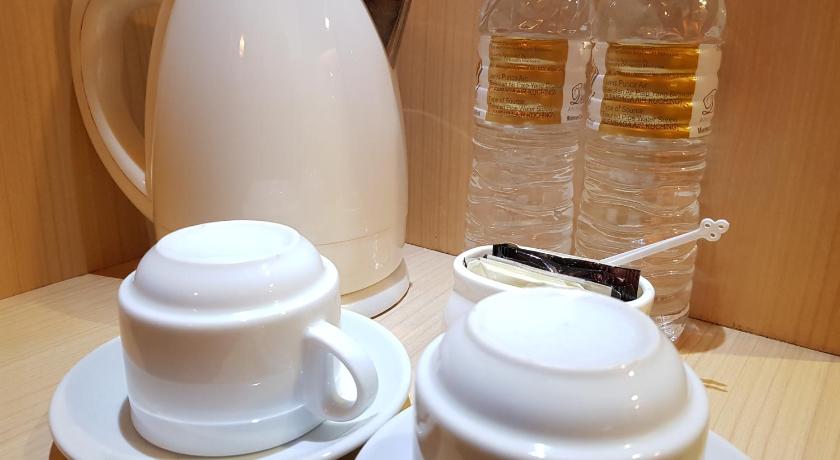 Image of Deluxe Double Room - Non-Smoking 6