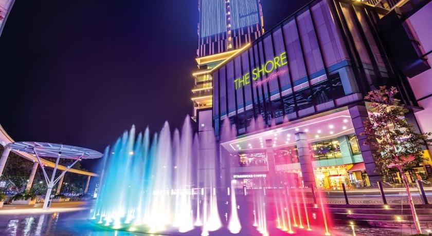 The Shore Luxury 3BR I 6-9pax I Direct access to Mall I Melaka River Cruise I Jonker - image 3
