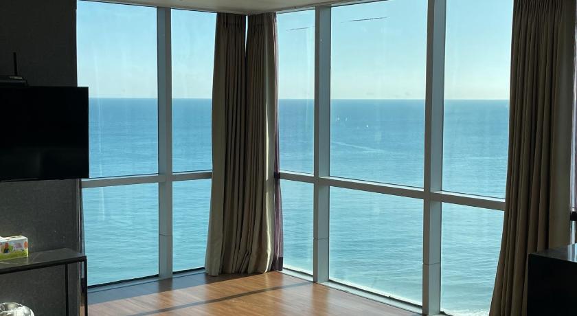 Busan ELYSIA BOUTIQUE HOTEL 4-Star Hotel view