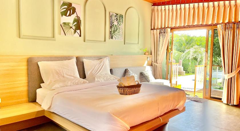Image of Garden King Room 0