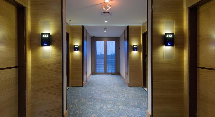 DoubleTree by Hilton Hotel Istanbul - Tuzla - image 4