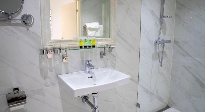 Image of Double Room 15