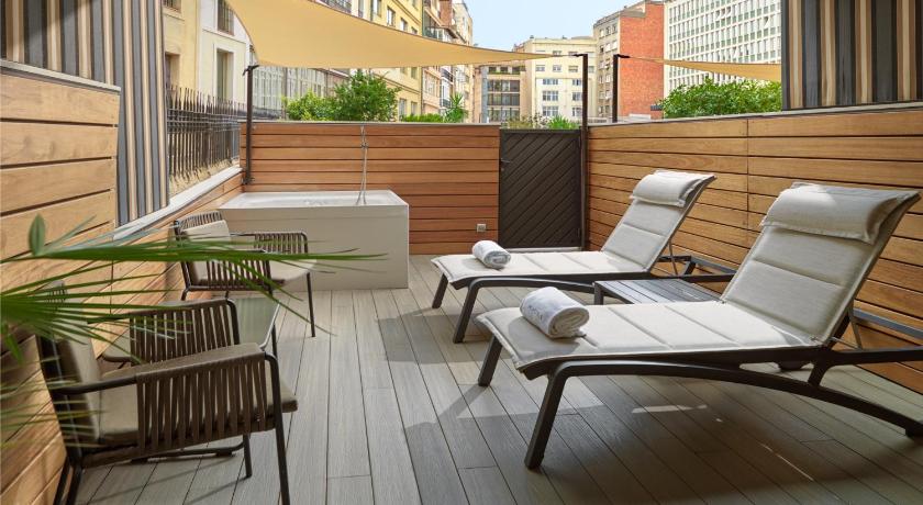 Bild av Rum Deluxe med terrass och jacuzzi (Deluxe Terrace Room with Jacuzzi) 4