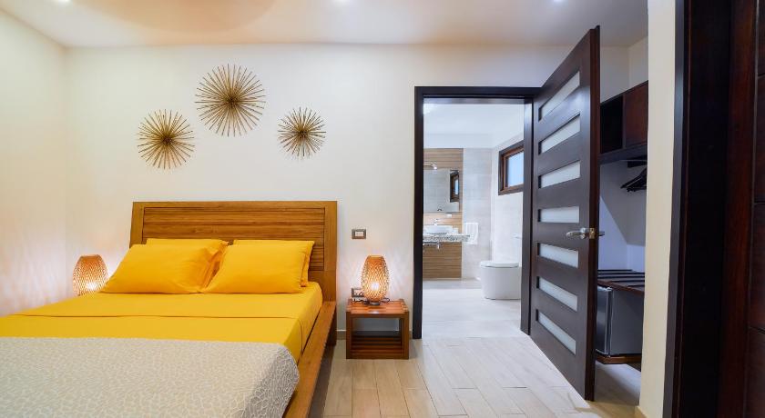 Image of Room with Garden View 1