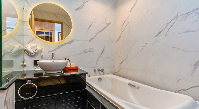 Image of Beachfront Pool Villa Suite 2
