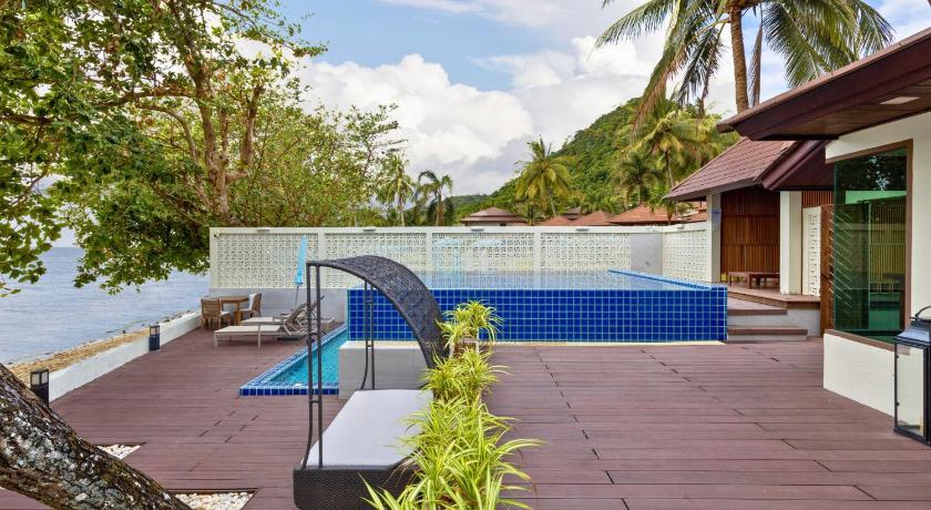 Image of Beachfront Pool Villa Suite 5