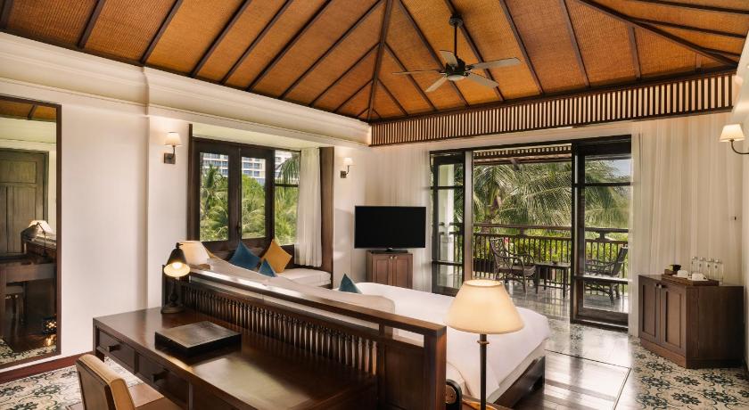 Image of 2-Bedroom Hilltop Pool Villa 0