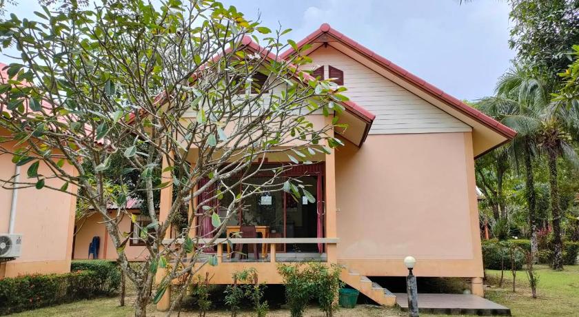 Image of Two-Bedroom Bungalow 8