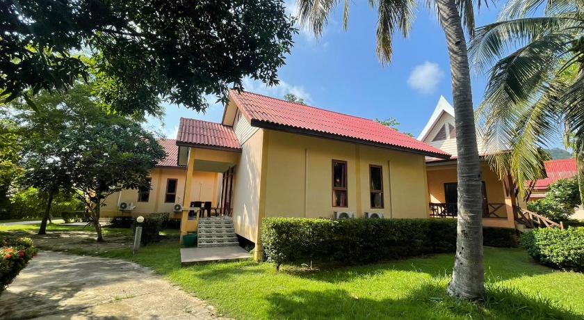 Image of Two-Bedroom Bungalow 4