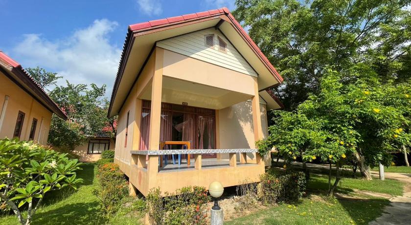 Image of Two-Bedroom Bungalow 1