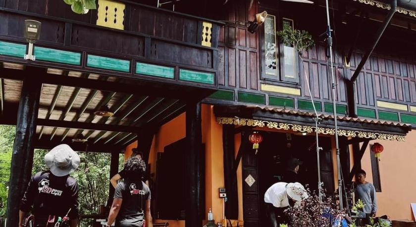 ソンクラー โฮมสเตย์บ้านนายสิงโตเขาคูหาHomestaybannaisingthokhaokhuha 3つ星 ゲストハウス プール