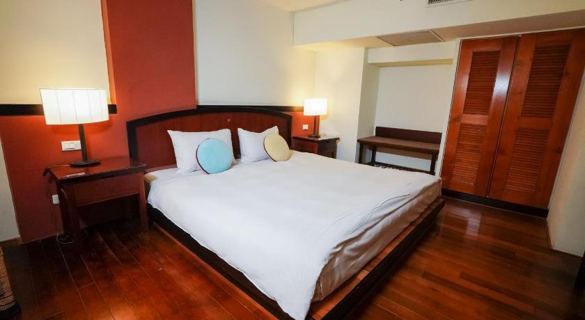 Image of Mezzanine Suite 10