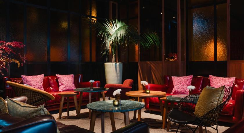 베를린 sly Berlin 5성급 호텔 수영장