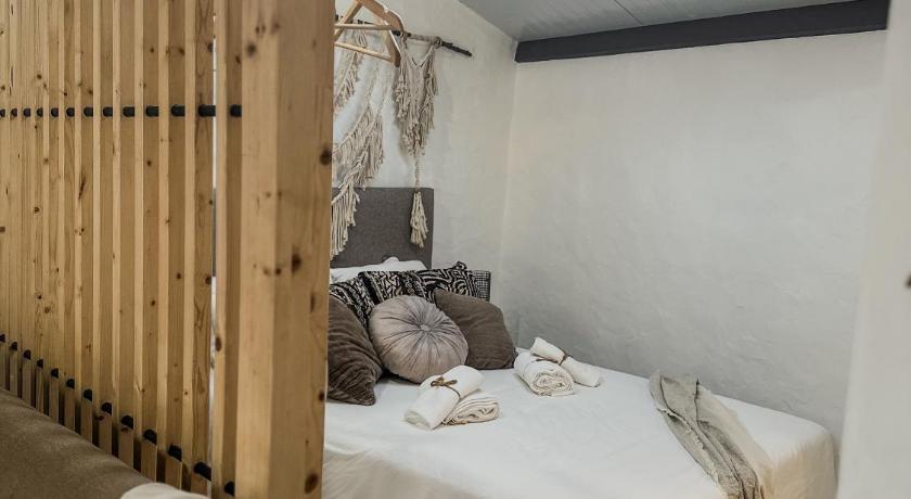 Estudio em Alte - KARMEA HOUSES
