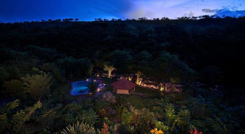 Cabanas Rio Encantado — Hotel in Alto Boquete