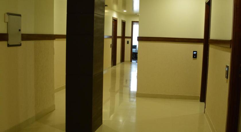 帕坦科特 Green Hotel & Restaurant 2星级 酒店 套房