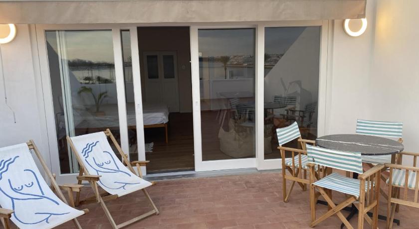 Image of Superior Suite with Sea View 4