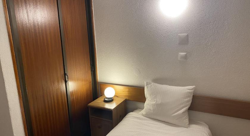 Image of Single Room with River View 0