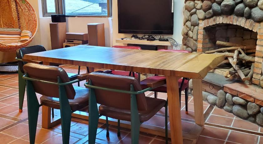 タイペイ Jiufen Kozy StoneHouse B&B 3つ星 ゲストハウス レストラン