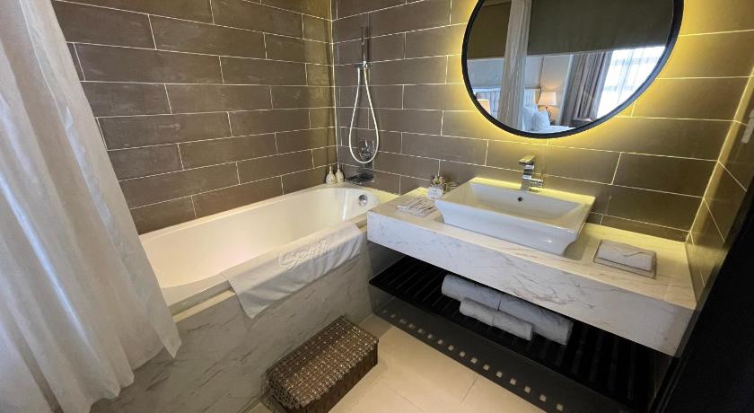 Image of Large Double or Twin Room 9