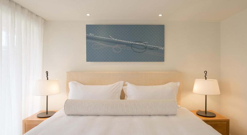Image of Signature Room 4
