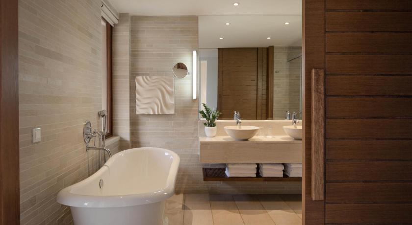 Image of Deluxe Bungalow Sea View 2