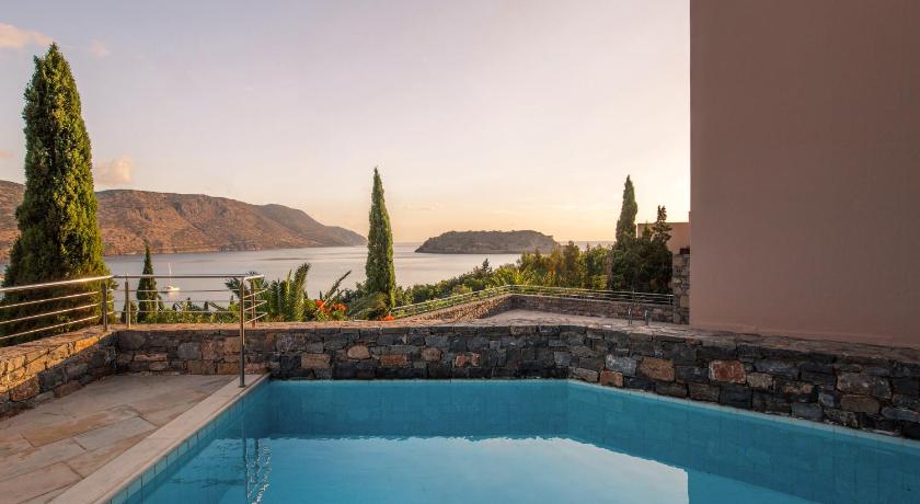 Image of Deluxe Bungalow Sea View Private Heated Pool 2