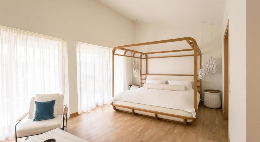 Image of Junior Suite Private Heated Pool 0
