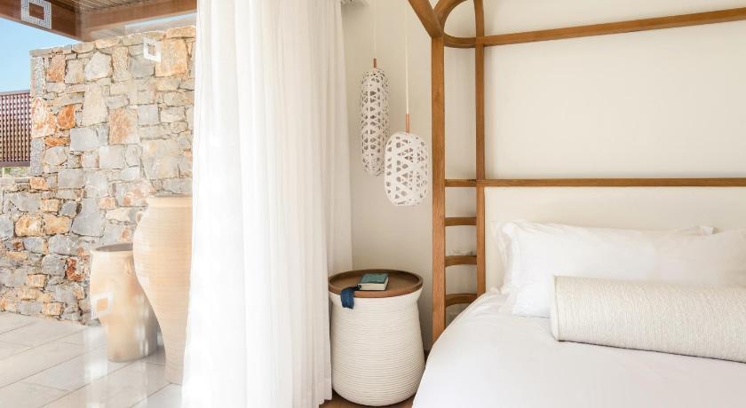 Image of Junior Suite Private Heated Pool 1