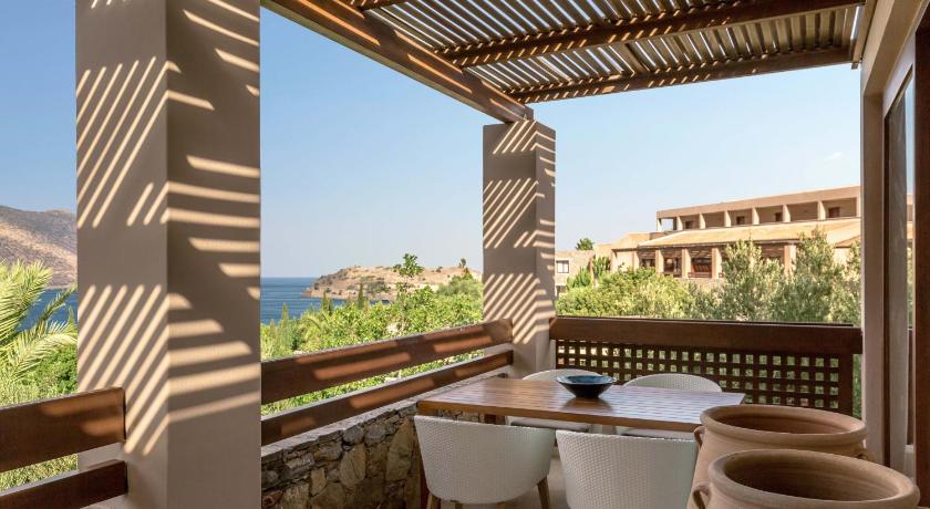 Image of Deluxe Bungalow Sea View 5