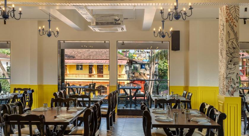 La Baga Beach Hotel - image 42