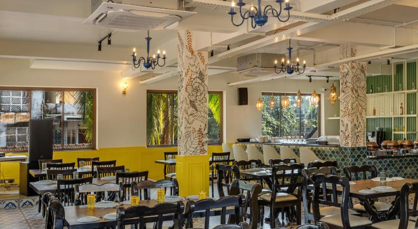 La Baga Beach Hotel - image 20